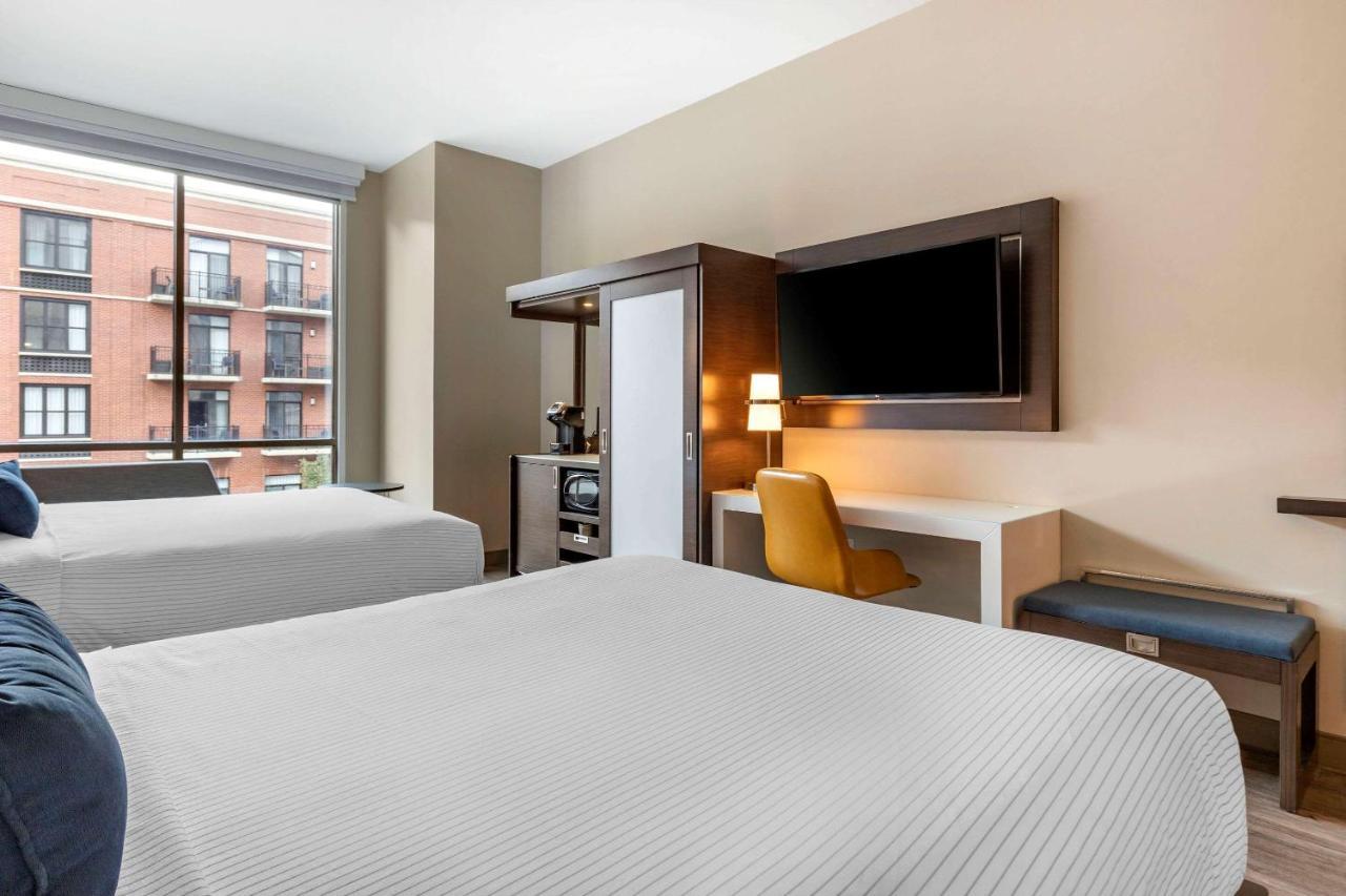 Cambria Hotel Savannah Downtown Historic District ภายนอก รูปภาพ